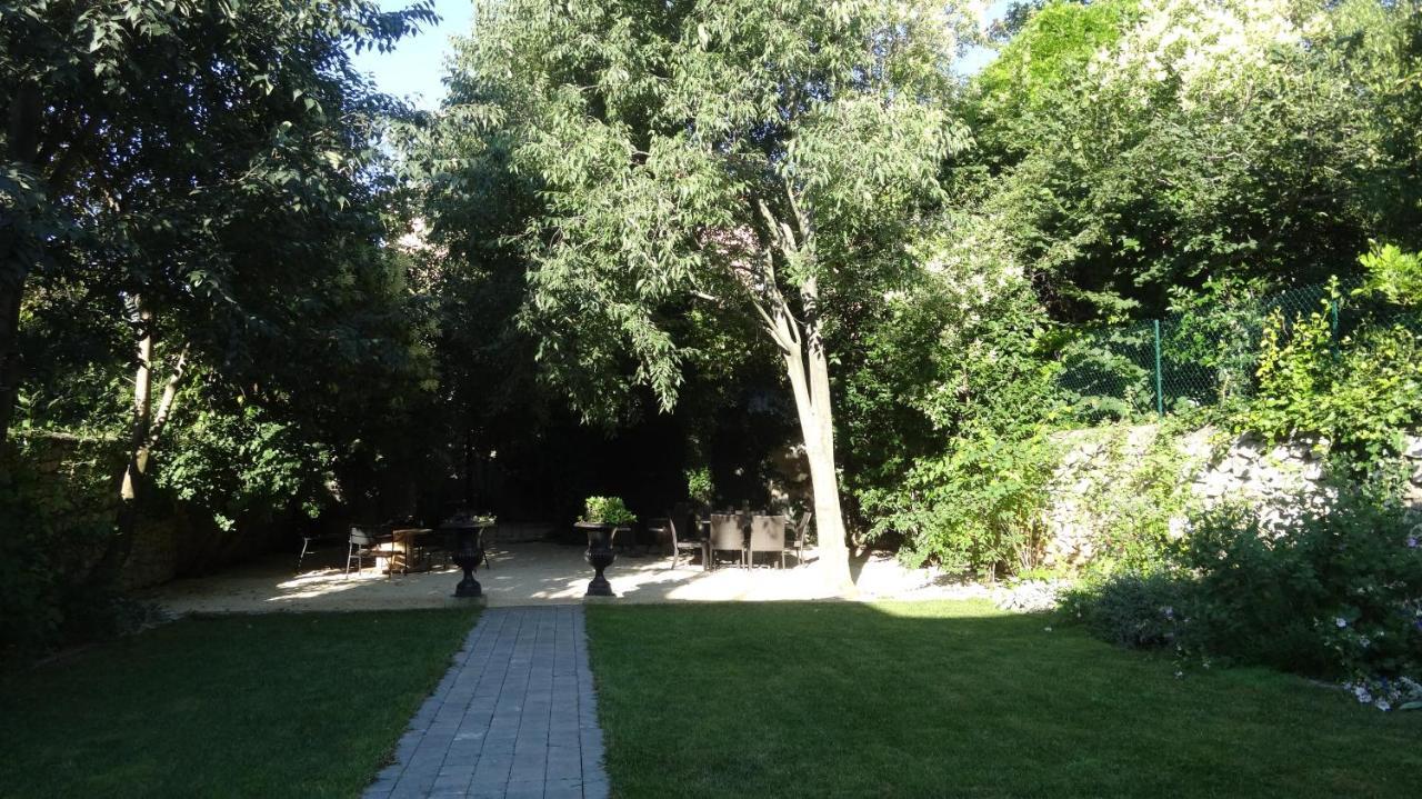 Chambre Cote Jardin Nîmes Exteriér fotografie